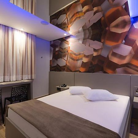 Azure Motel (Adults Only) 雷吉斯特鲁 外观 照片