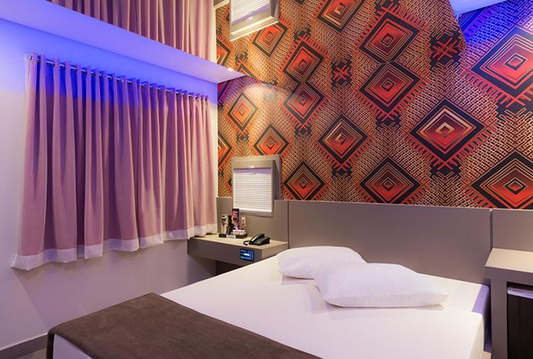 Azure Motel (Adults Only) 雷吉斯特鲁 外观 照片